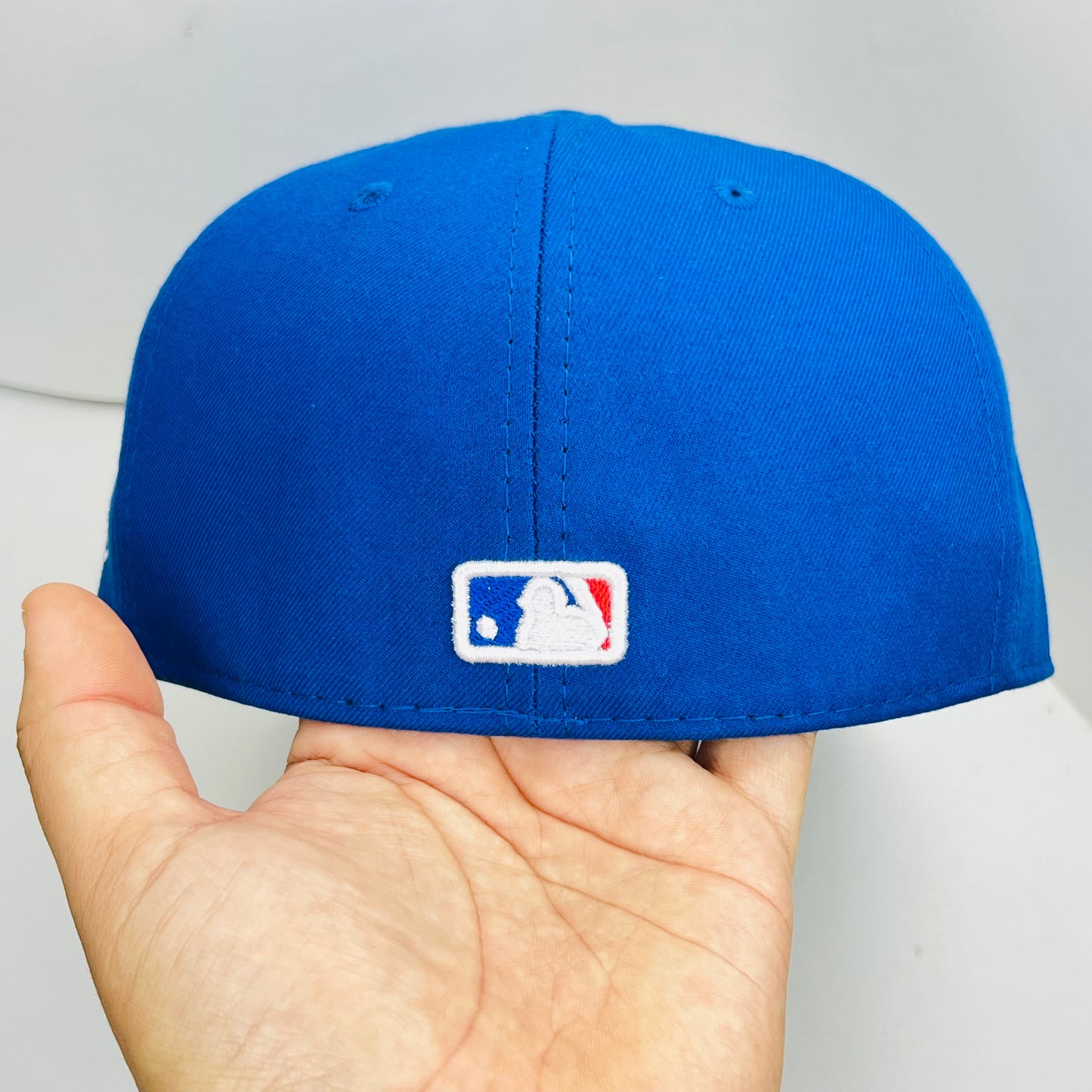 TBJ02 Gorra 8C Toronto Blue Jays PL Cerrada
