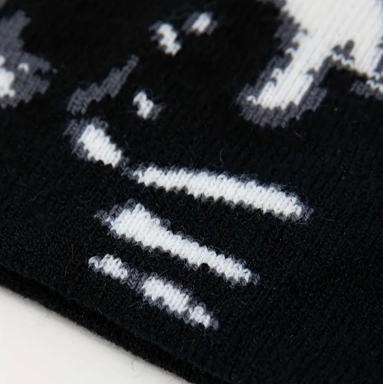 BNE03 Beanie Rival 03