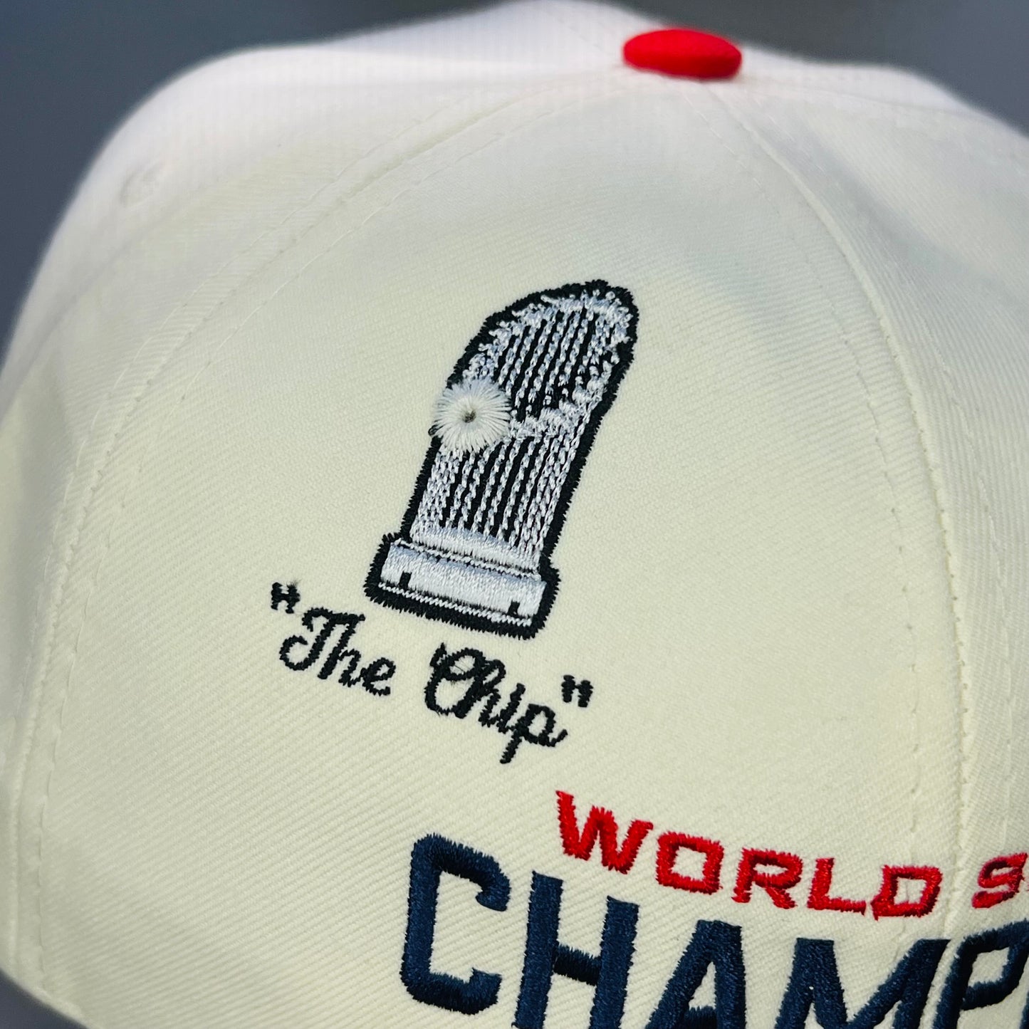 AB05 Gorra 8C Atlanta Braves SCV Cerrada