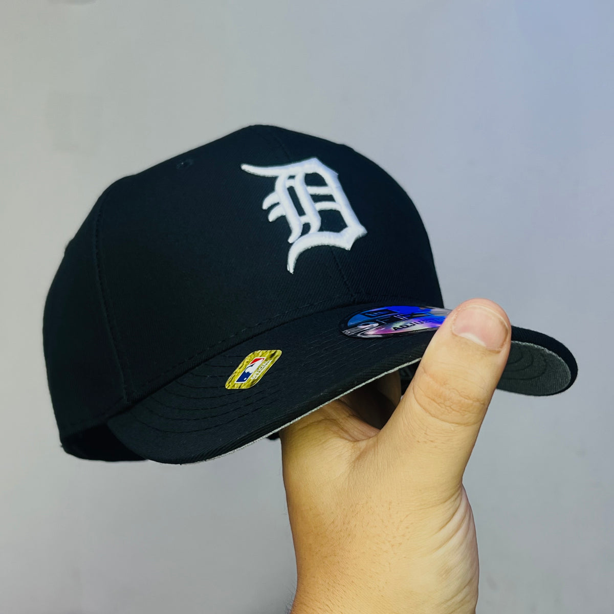 DT02 Gorra 8C Detroit Tigers SCV Ajustable