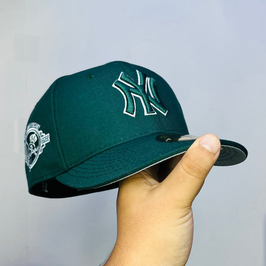 NY41 Gorra 8C New York Yankees SCV Cerrada