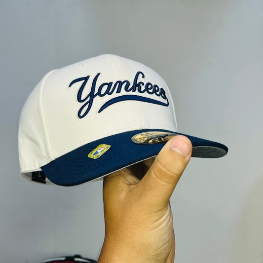 NY30 Gorra 8C New York Yankees SCV Cerrada