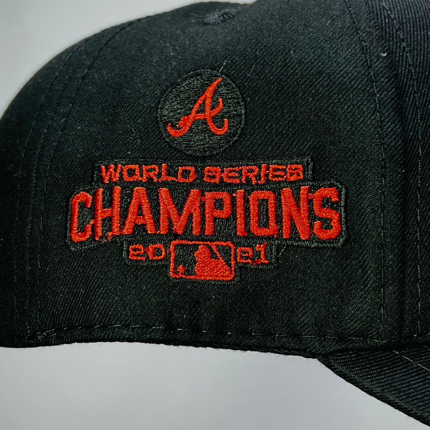 AB04 Gorra 3C Atlanta Braves CV Ajustable