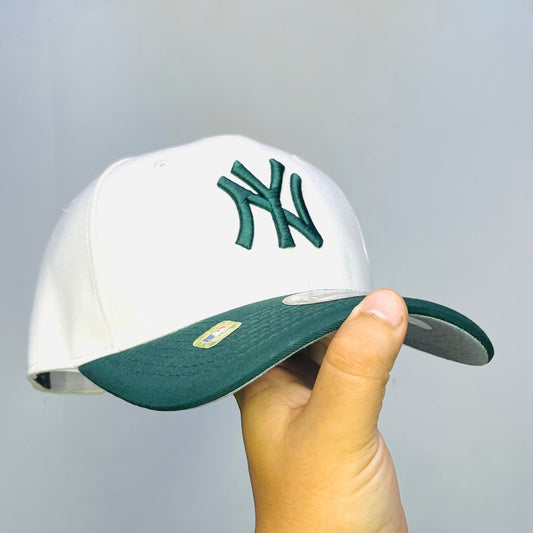 NY09 Gorra 3C New York Yankees CV Ajustable
