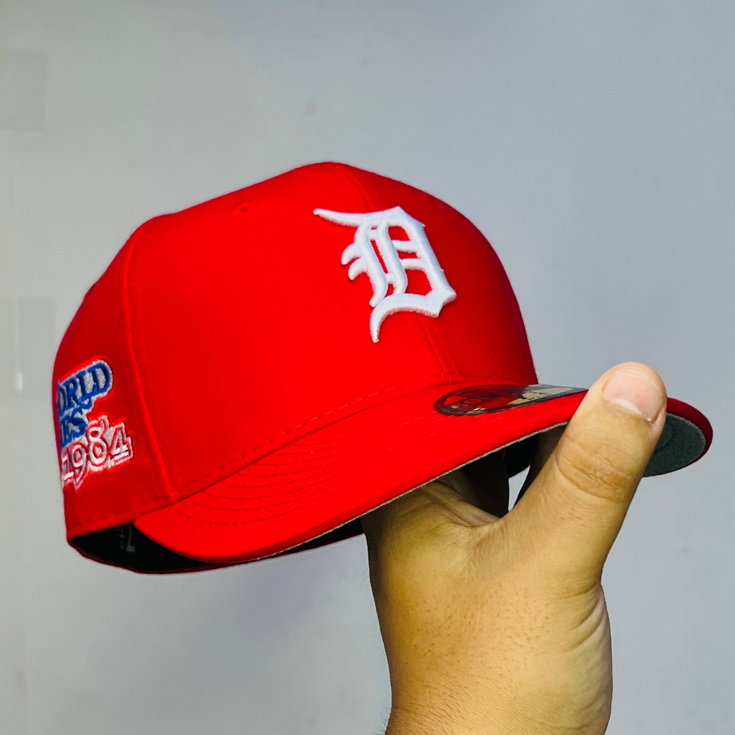 DT04 Gorra 8C Detroit Tigers SCV Cerrada