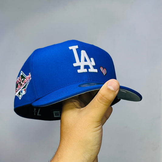 LA04 Gorra 8C Los Angeles Dodgers SCV Cerrada