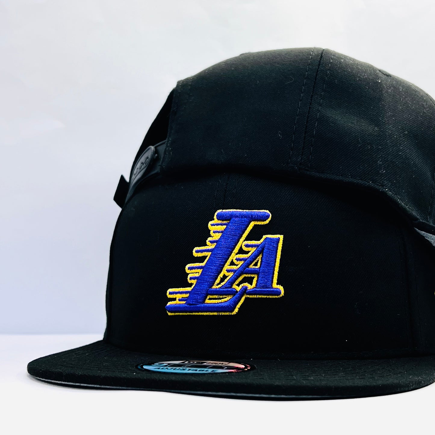 LK03 Gorra 8C Los Angeles Lakers PL Ajustable
