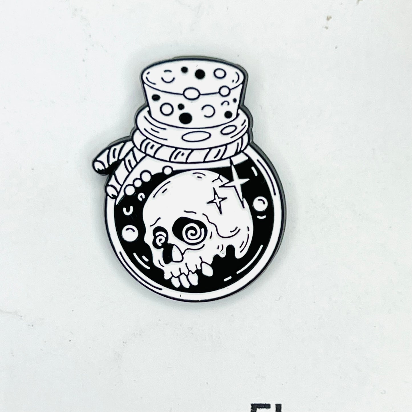 PN32 PIN Gorra Skull 13