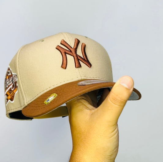 NY17 Gorra 8C New York Yankees SCV Ajustable