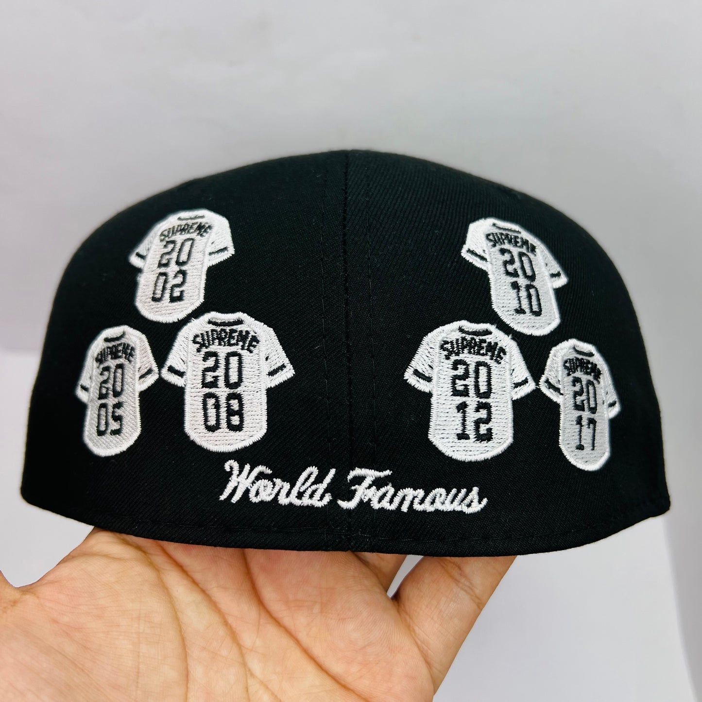 SUP03 Gorra 8C Supreme PL Cerrada