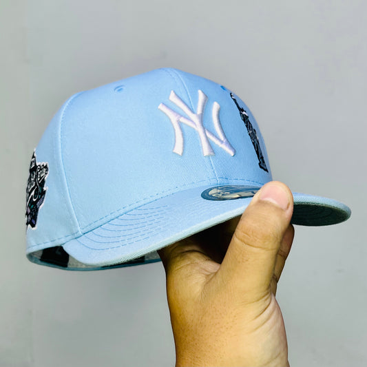 NY37 Gorra 8C New York Yankees SCV Cerrada