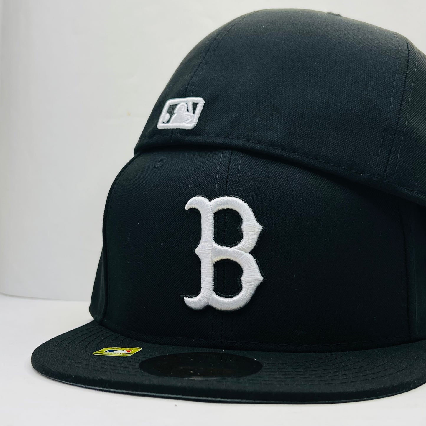 B09 Gorra 8C Boston Red Sox PL Cerrada