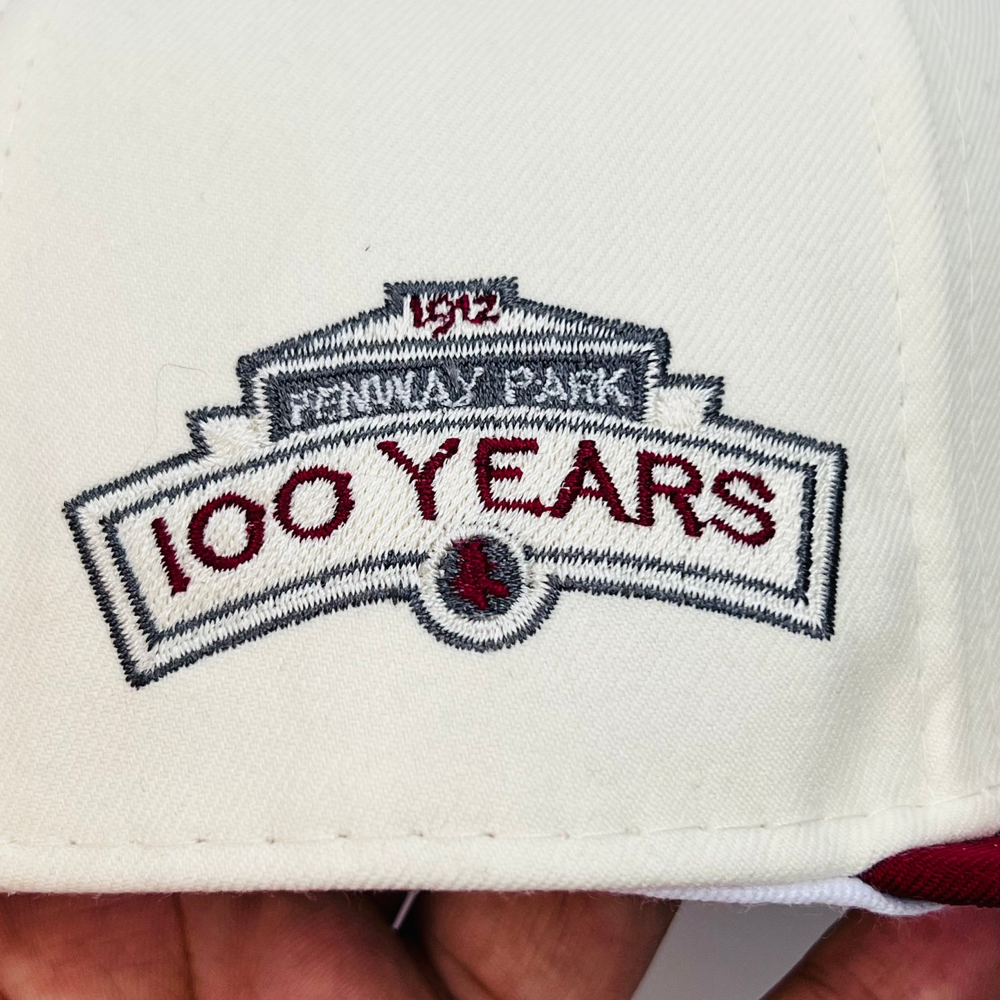 B04 Gorra 8C Boston Red Sox PL Cerrada