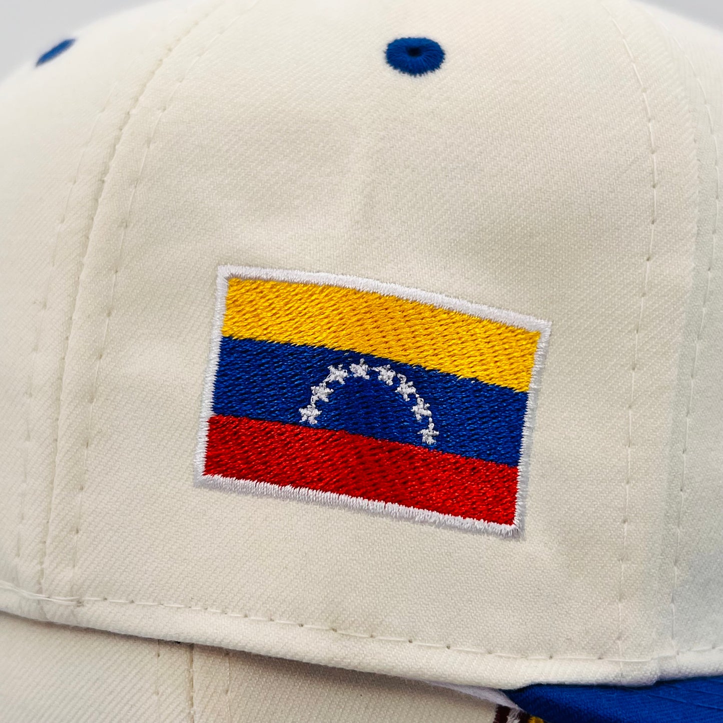 VE01 Gorra 8C Venezuela Ajustable