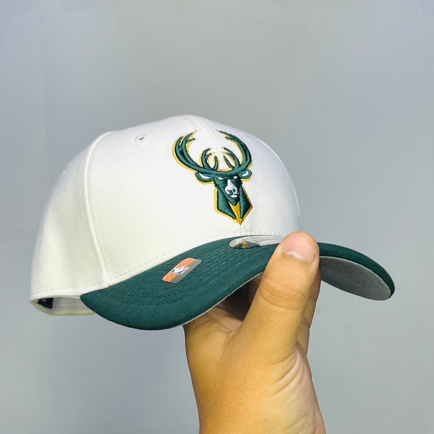 BK06 Gorra 3C Milwaukee Bucks CV Ajustable