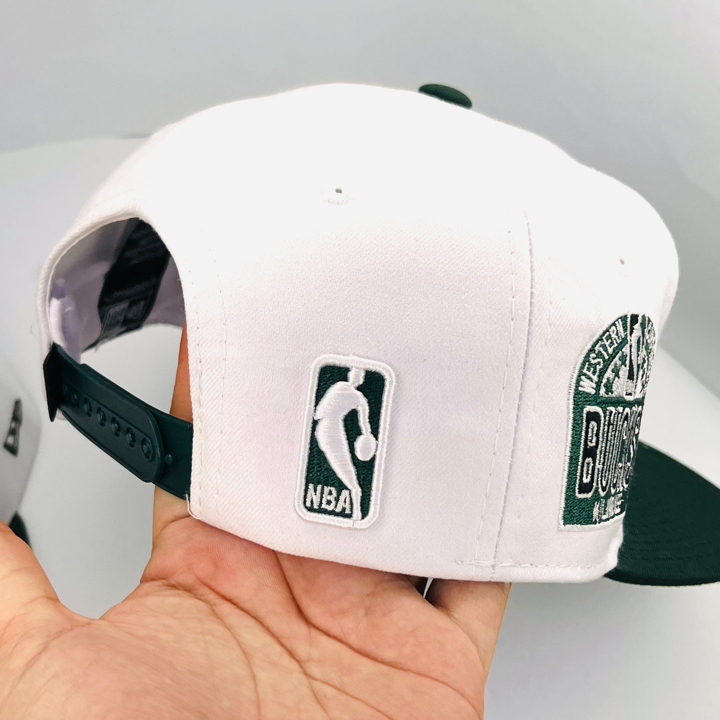 BK02 Gorra 8C Milwaukee Bucks PL Ajustable