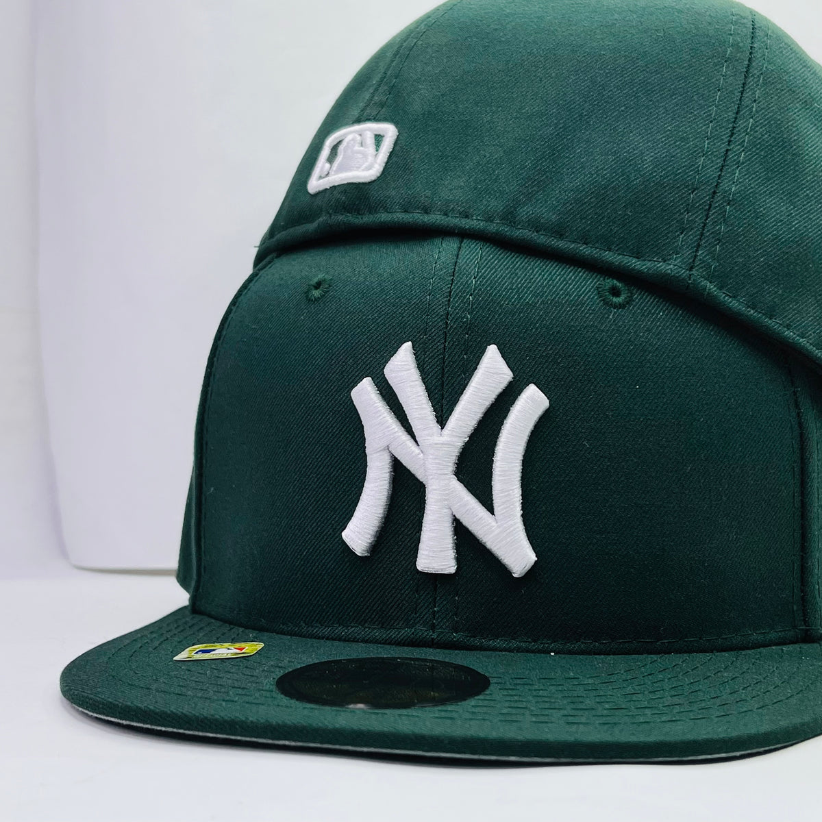 NY60 Gorra 8C New York Yankees PL Cerrada