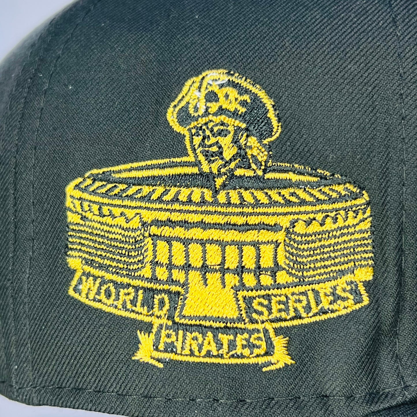 PT06 Gorra 3A Pitsburgh Pirates PL Cerrada