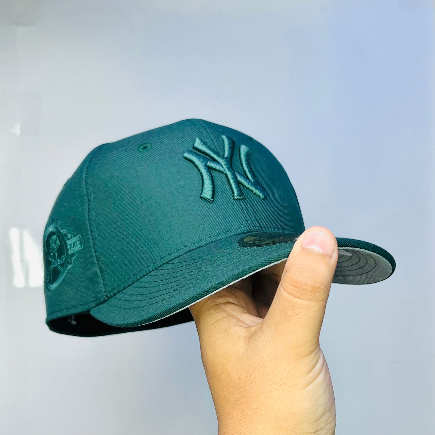 NY47 Gorra 8C New York Yankees SCV Cerrada