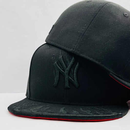 NY77 Gorra 8C New York Yankees PL Cerrada