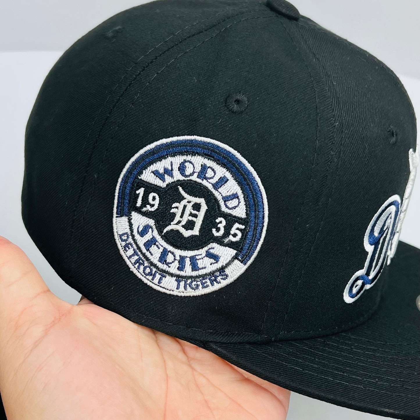 DT07 Gorra 8C Detroit Tigers PL Cerrada