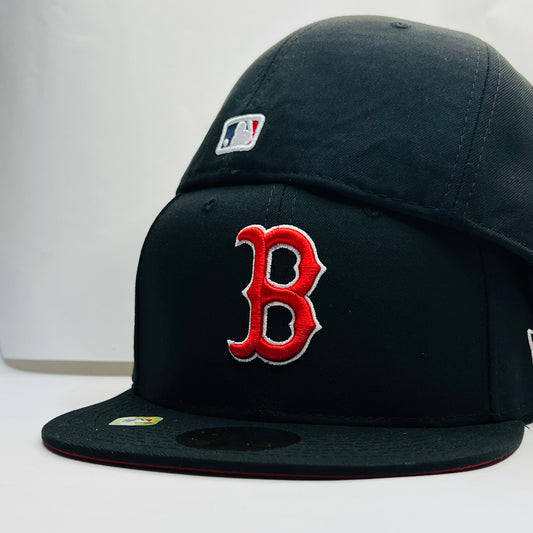 B08 Gorra 8C Boston Red Sox PL Cerrada