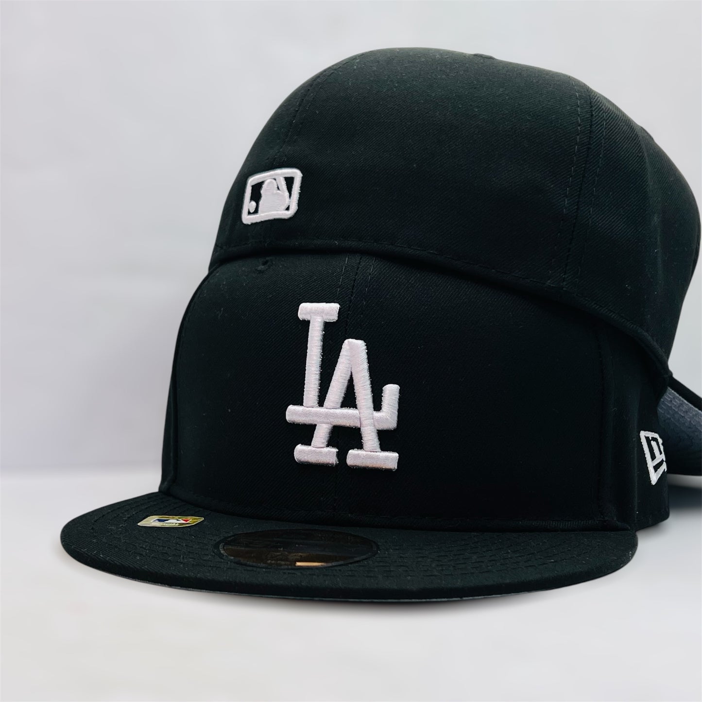 LA02 Gorra 8C Los Angeles Dodgers PL Cerrada