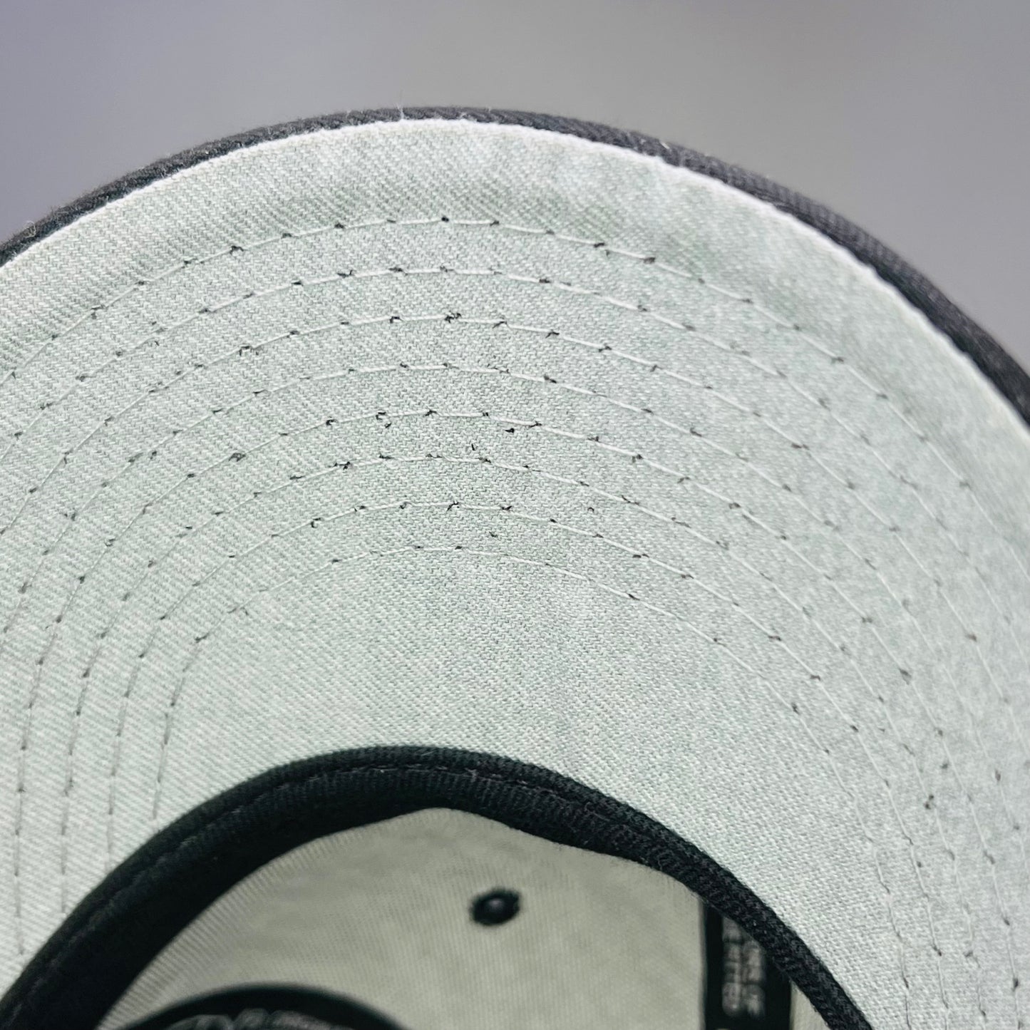 SUP03 Gorra 8C Supreme SCV Cerrada