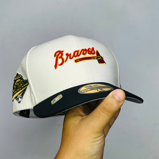 AB04 Gorra 8C Atlanta Braves SCV Cerrada